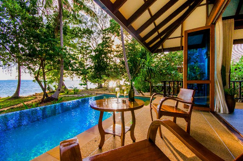 Koh Jum Beach Villas - Teras