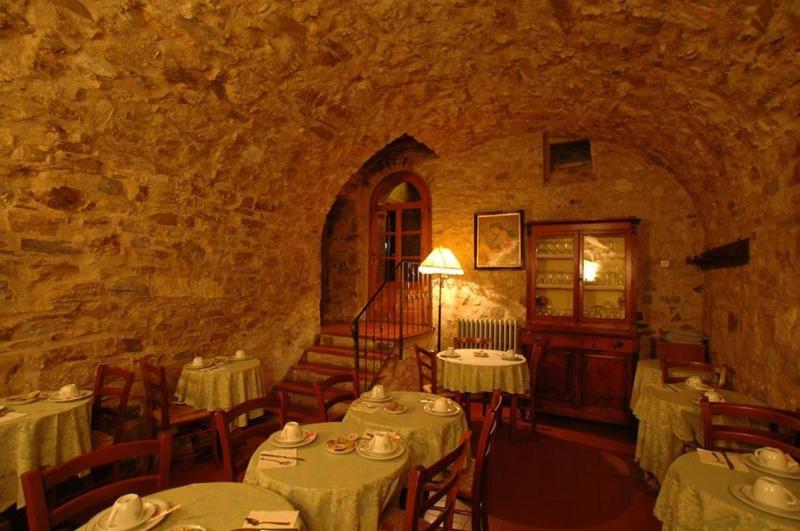 Albergo Il Colombaio - Lobi