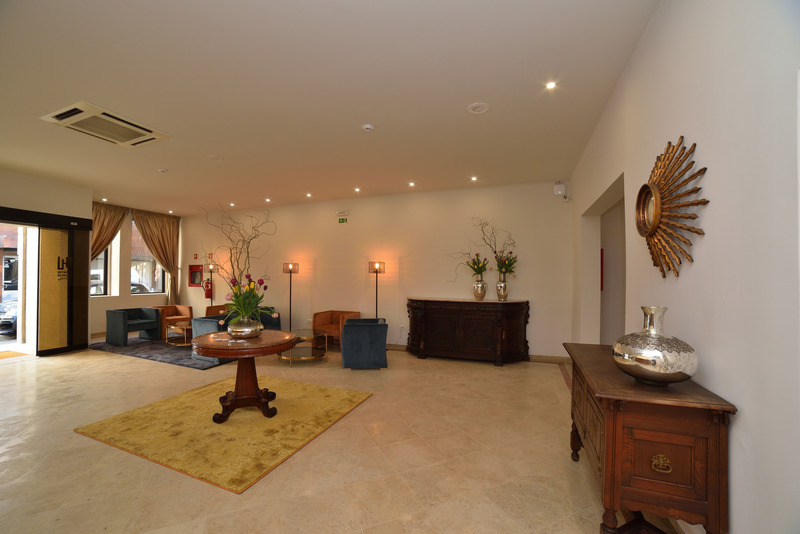 Porto Domus Hotel - Lobi