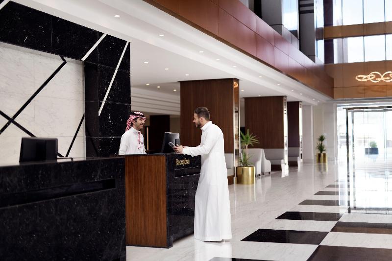 Radisson Blu Hotel and Convention Center - Genel