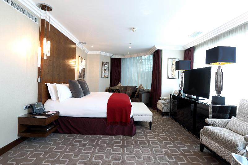 Radisson Blu Hotel and Convention Center - Oda