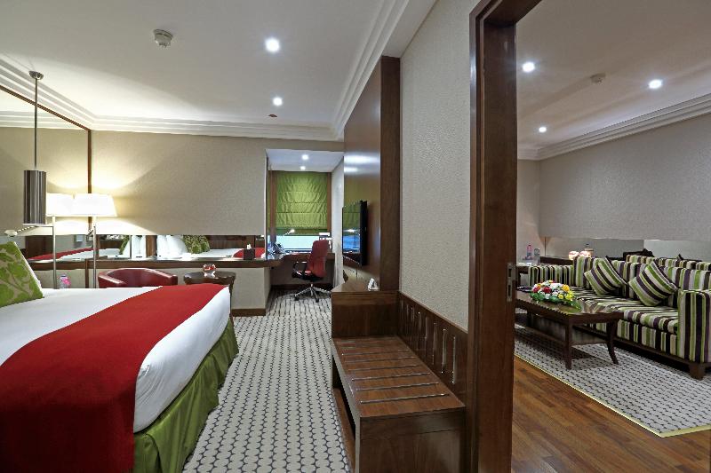 Radisson Blu Hotel and Convention Center - Oda