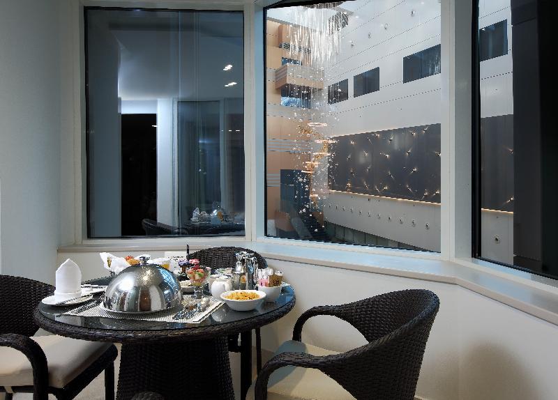 Radisson Blu Hotel and Convention Center - Oda