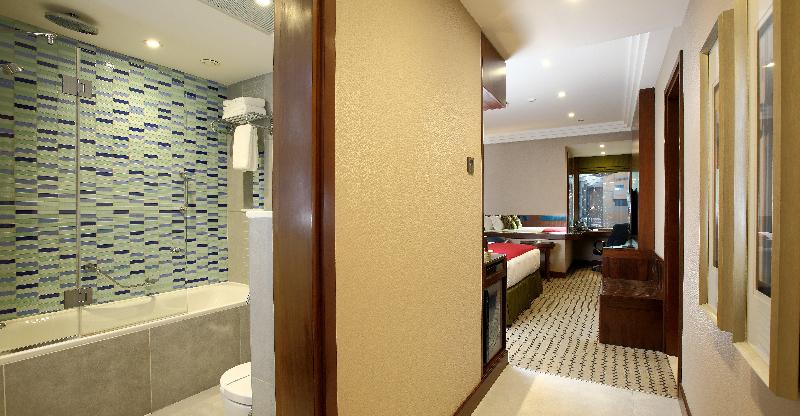 Radisson Blu Hotel and Convention Center - Oda