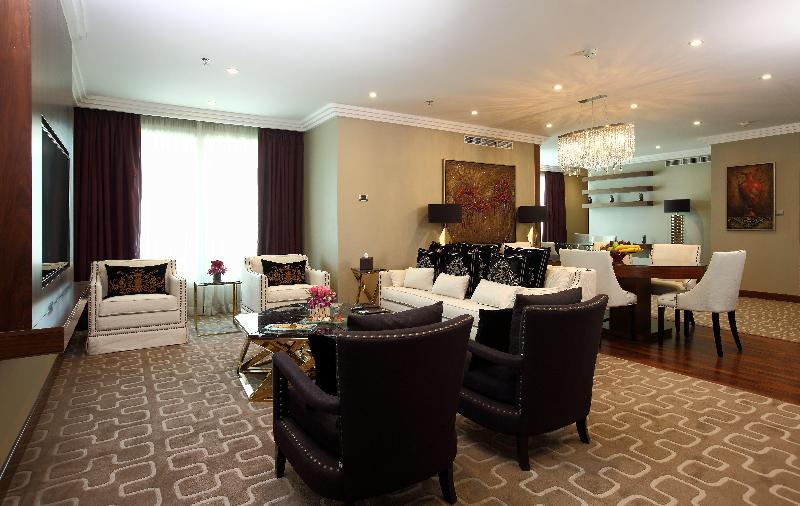 Radisson Blu Hotel and Convention Center - Oda