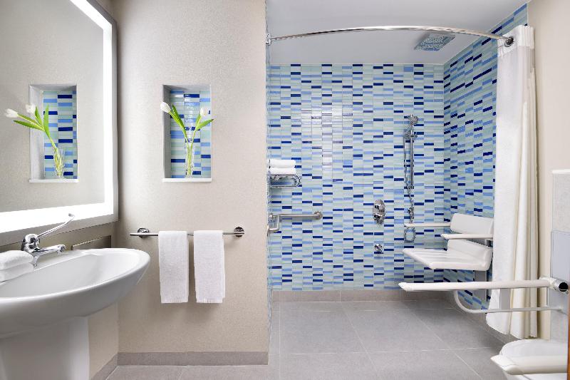 Radisson Blu Hotel and Convention Center - Oda