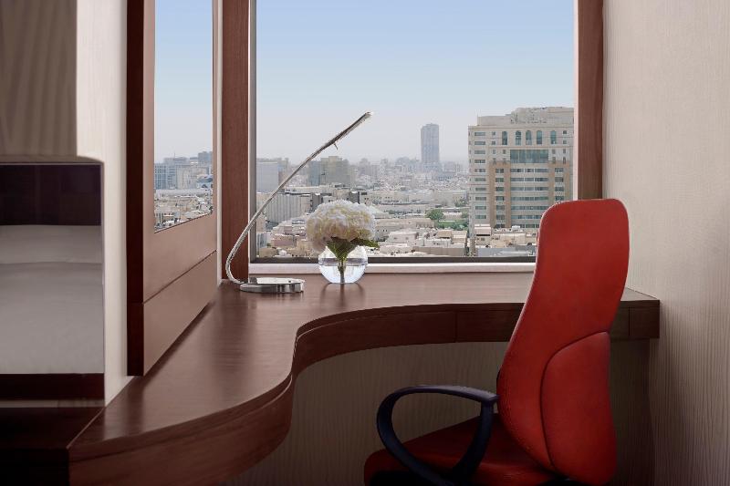 Radisson Blu Hotel and Convention Center - Oda