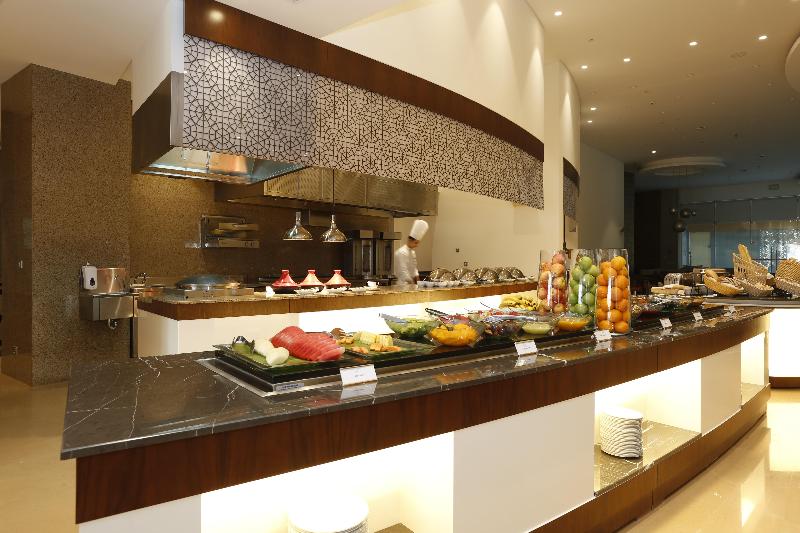 Radisson Blu Hotel and Convention Center - Restoran