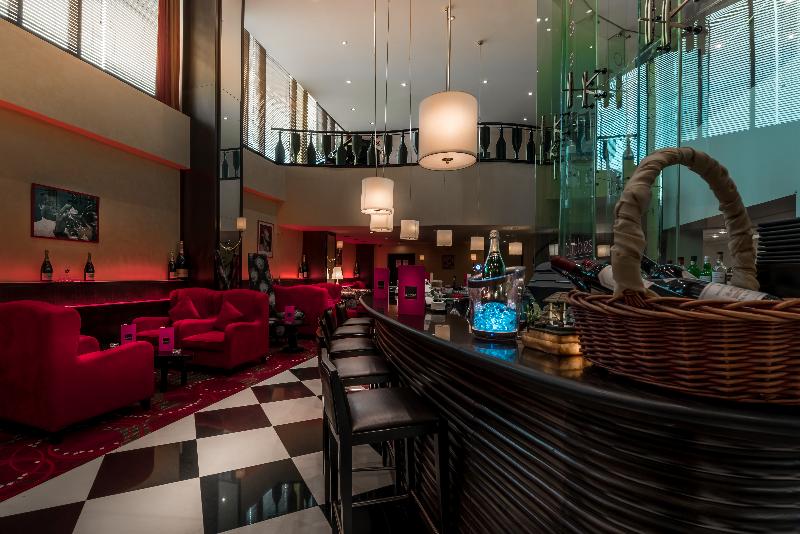 Radisson Blu Hotel Doha - Bar