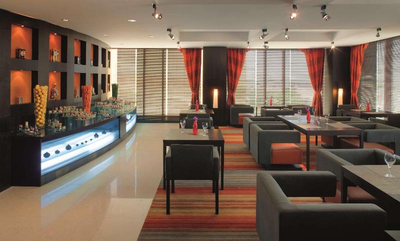 Radisson Blu Hotel Doha - Bar