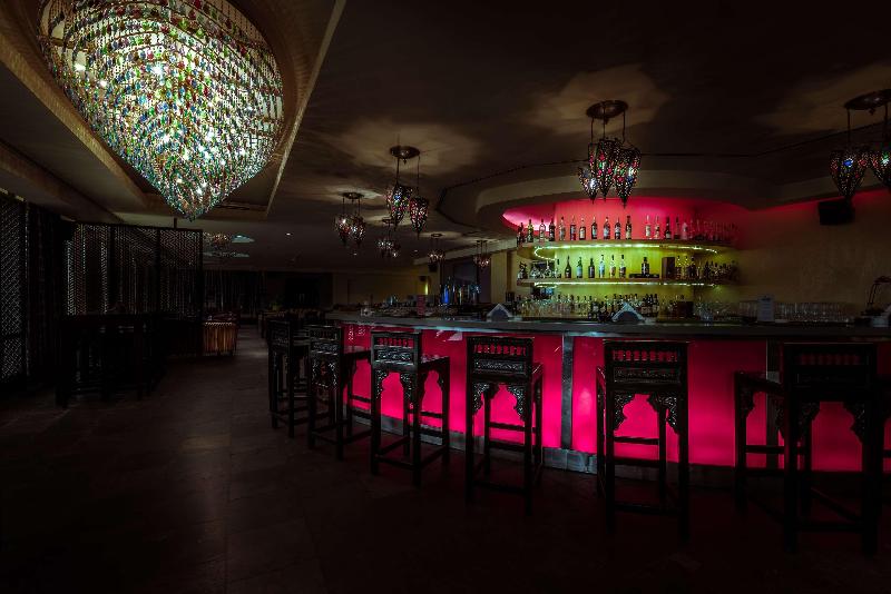 Radisson Blu Hotel Doha - Bar