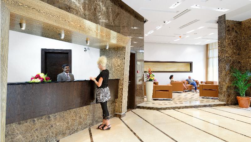 Al Majaz Premiere Deluxe Hotel Apartments - Lobi