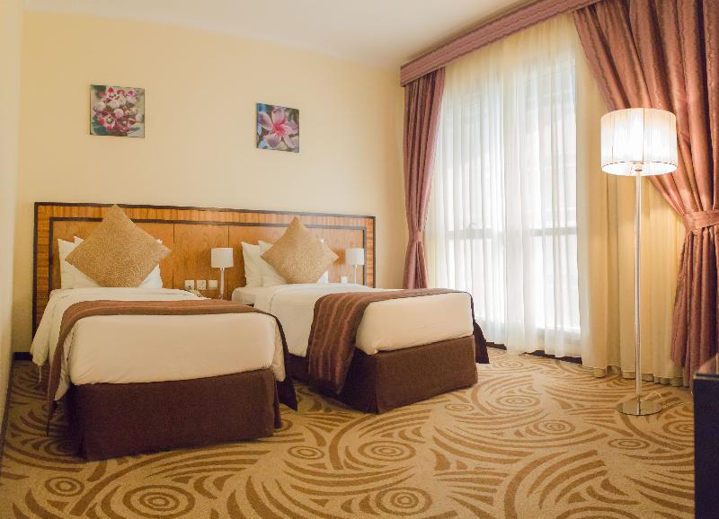 Al Majaz Premiere Deluxe Hotel Apartments - Oda
