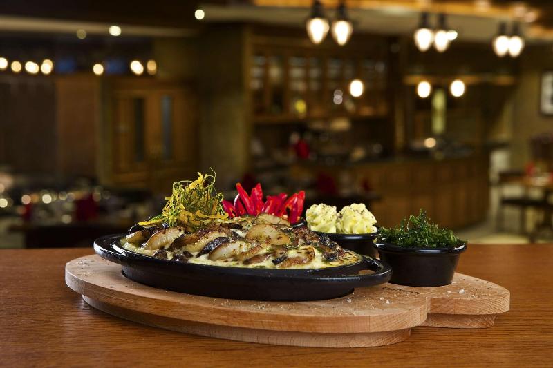 DoubleTree by Hilton Resort & Spa Marjan Island - Restoran