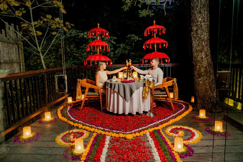 The Lokha Ubud Resort Villa And Spa - Restoran