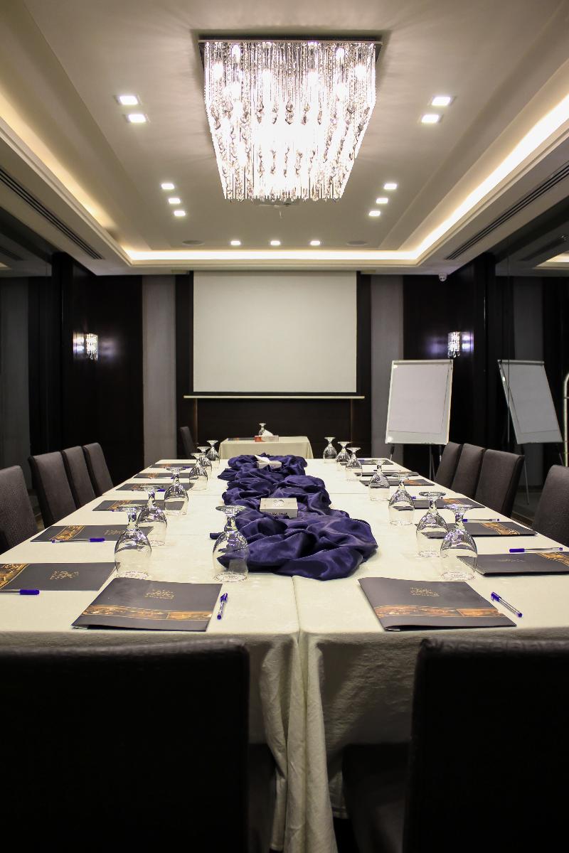 Retaj Hotel - Toplantı
