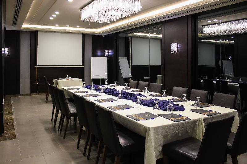 Retaj Hotel - Toplantı