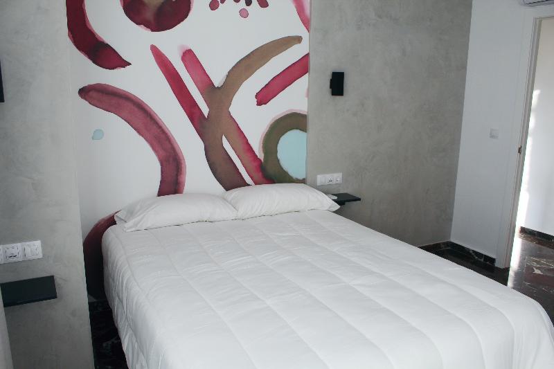 Apartamentos San Jaime Center Suites - Oda