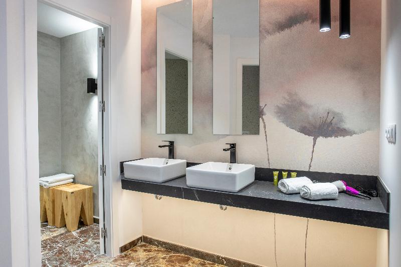 Apartamentos San Jaime Center Suites - Oda