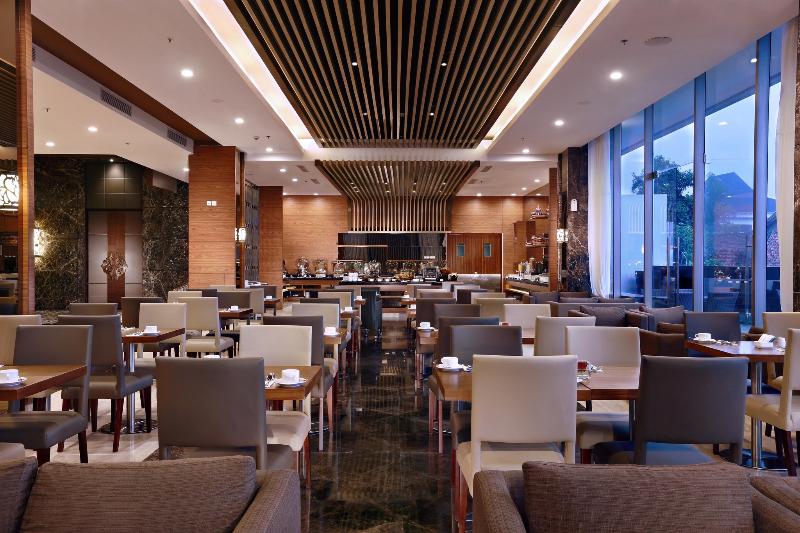 Harper Malioboro Yogyakarta by ASTON - Restoran
