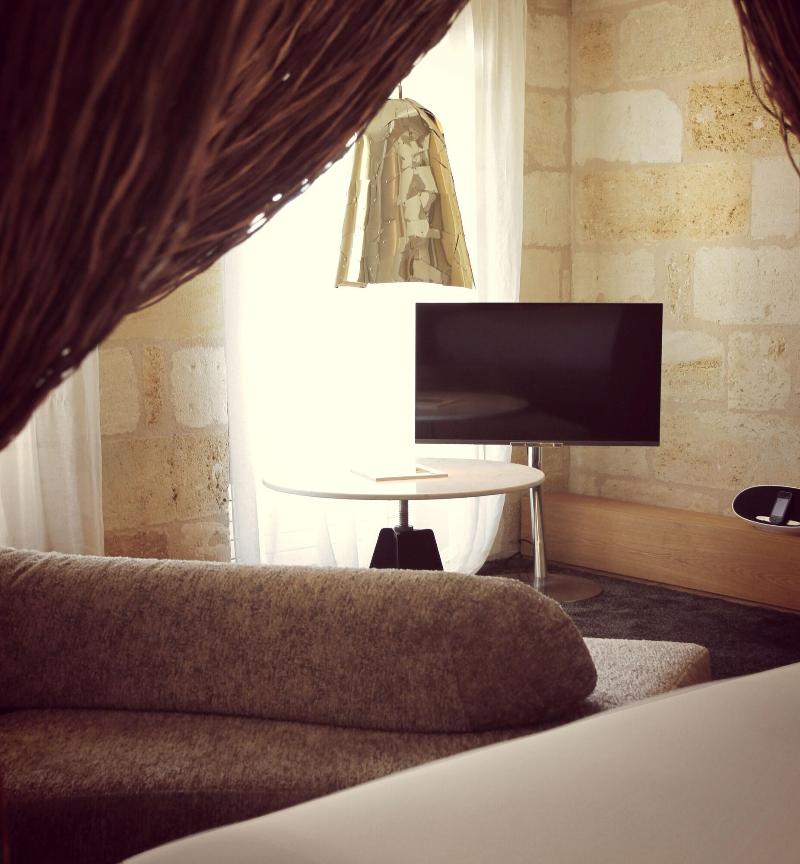 Yndo Hotel - Oda