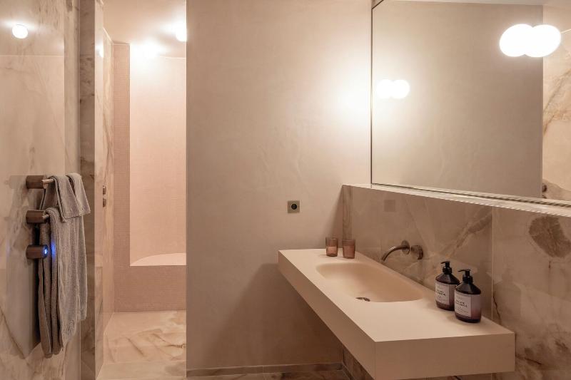 Yndo Hotel - Oda