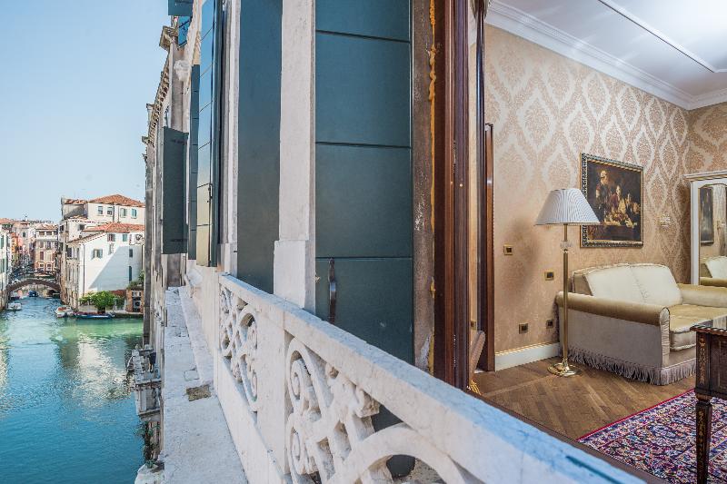 Ai Cavalieri Di Venezia - Oda