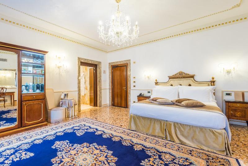 Ai Cavalieri Di Venezia - Oda
