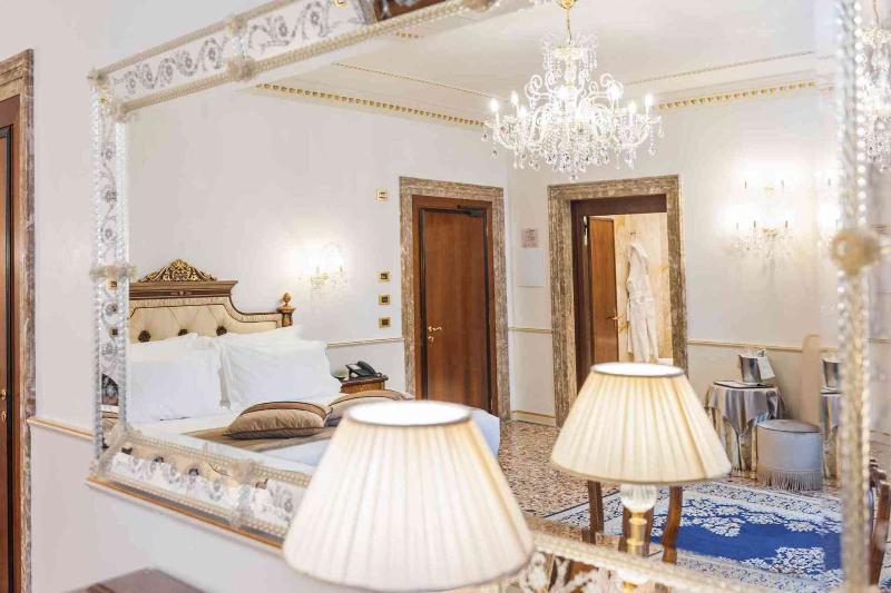 Ai Cavalieri Di Venezia - Oda