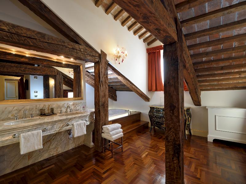Ai Cavalieri Di Venezia - Oda
