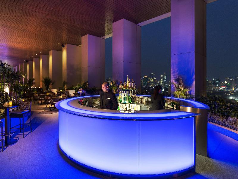 Fairmont Jakarta - Bar