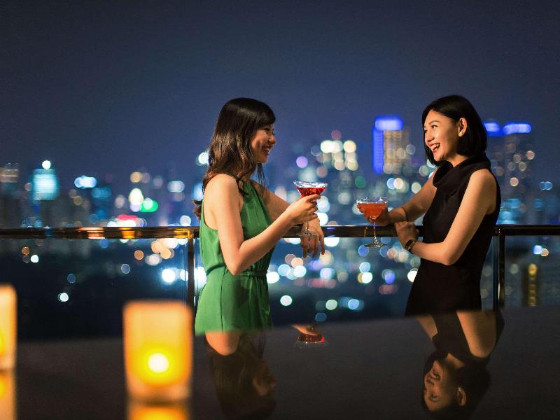 Fairmont Jakarta - Bar