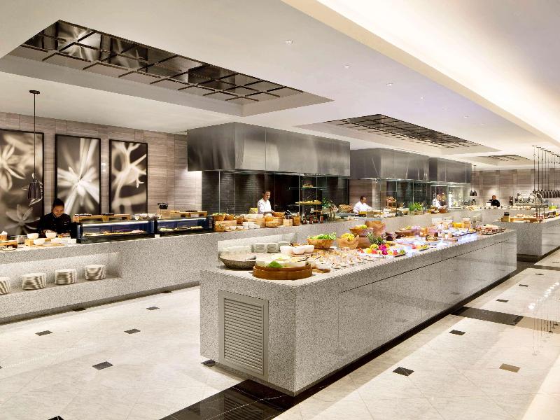 Fairmont Jakarta - Oda