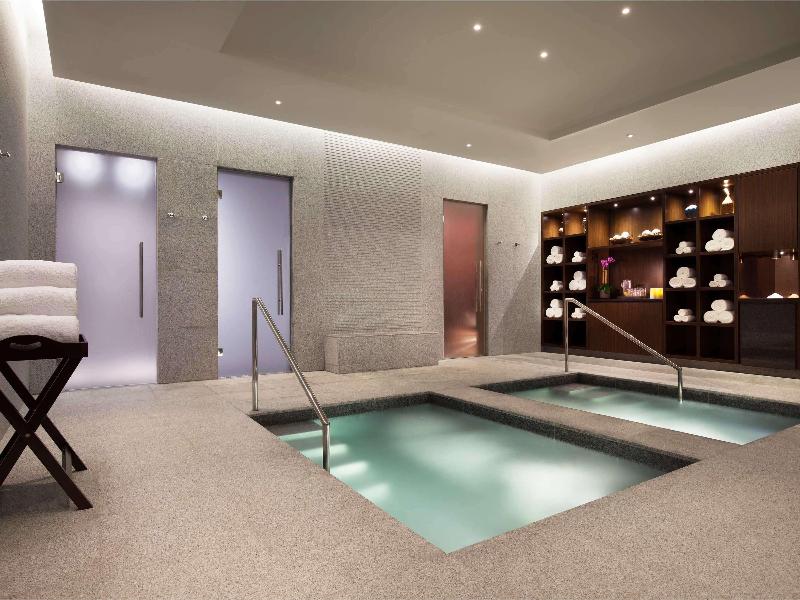 Fairmont Jakarta - Oda