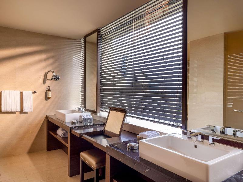 Fairmont Jakarta - Oda