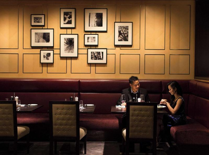 Fairmont Jakarta - Restoran