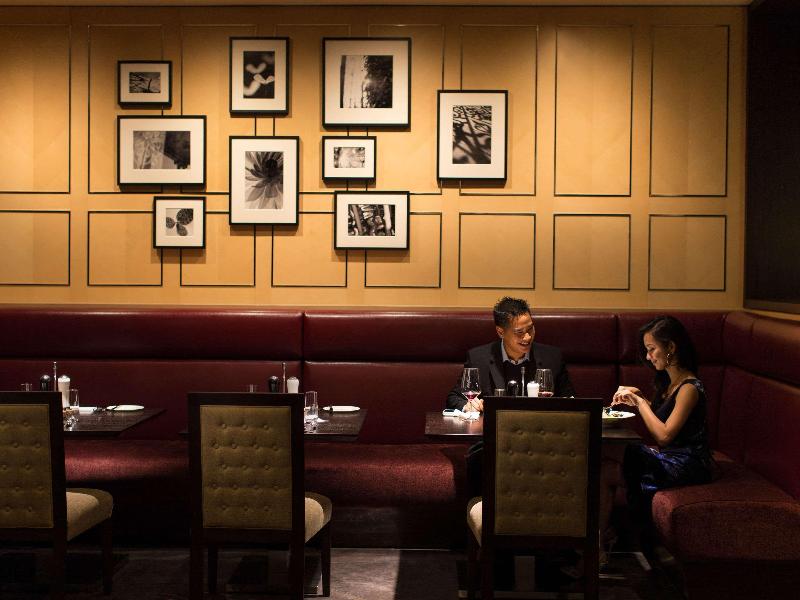 Fairmont Jakarta - Restoran