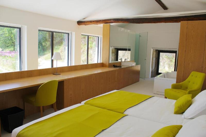 Lousada Country Hotel - Oda