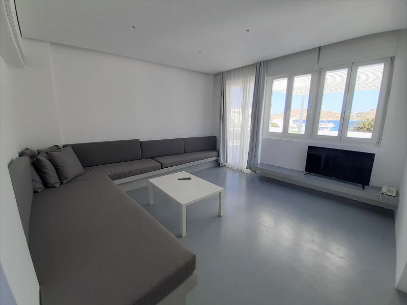 Relux Ios Hotel - Oda