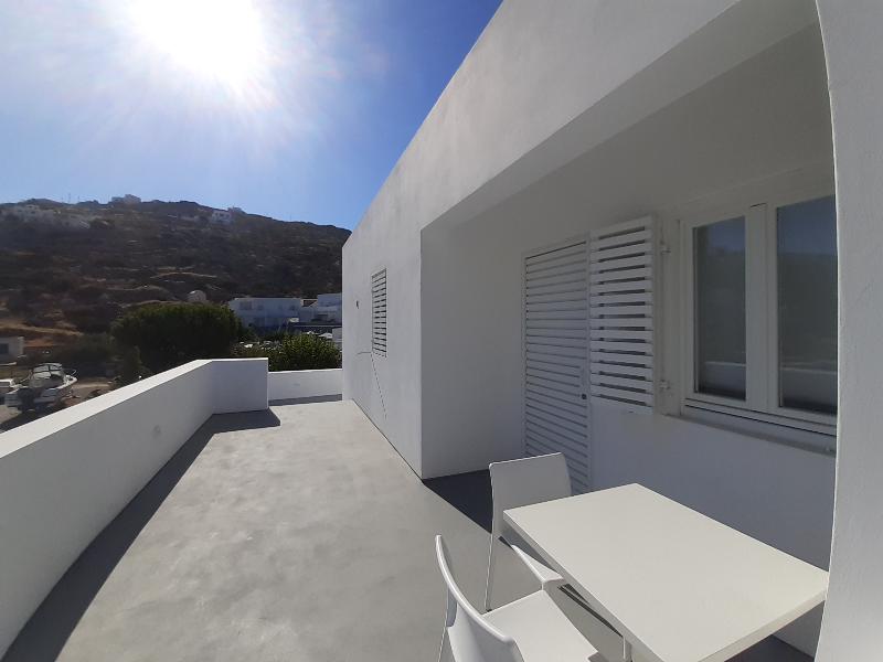 Relux Ios Hotel - Oda