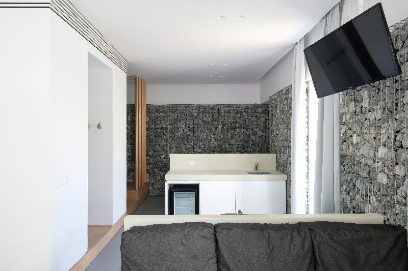 Relux Ios Hotel - Oda