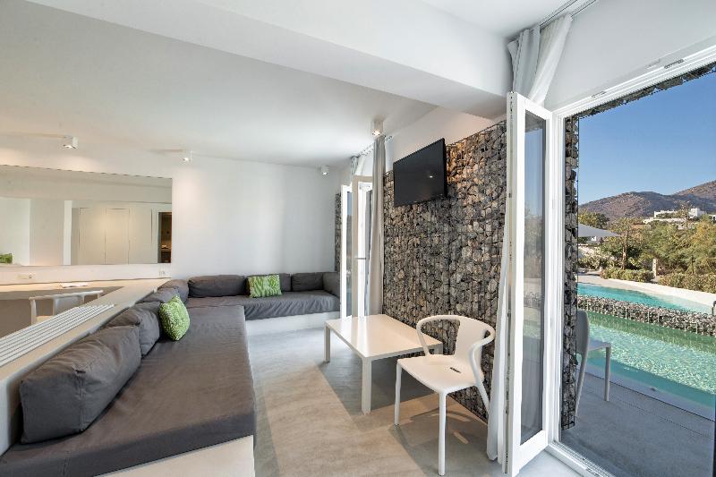 Relux Ios Hotel - Oda