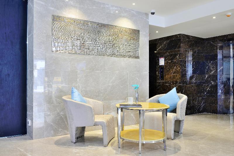 Centara Life Avenue Hotel Pattaya - Lobi