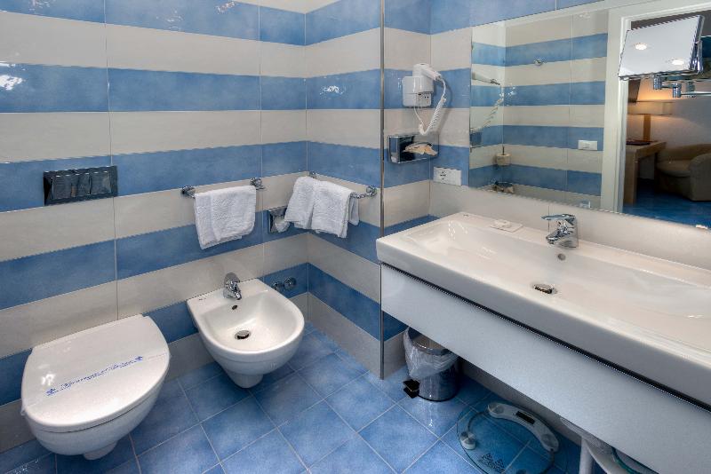 Boutique Hotel Helios - Oda