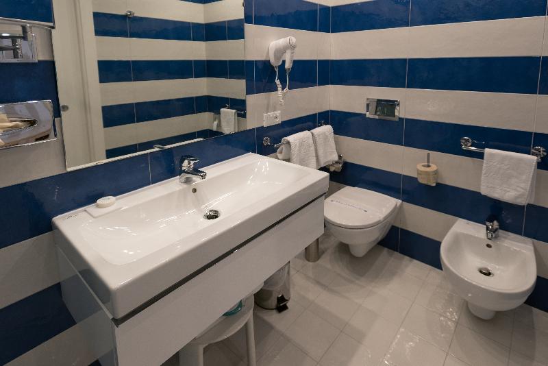 Boutique Hotel Helios - Oda
