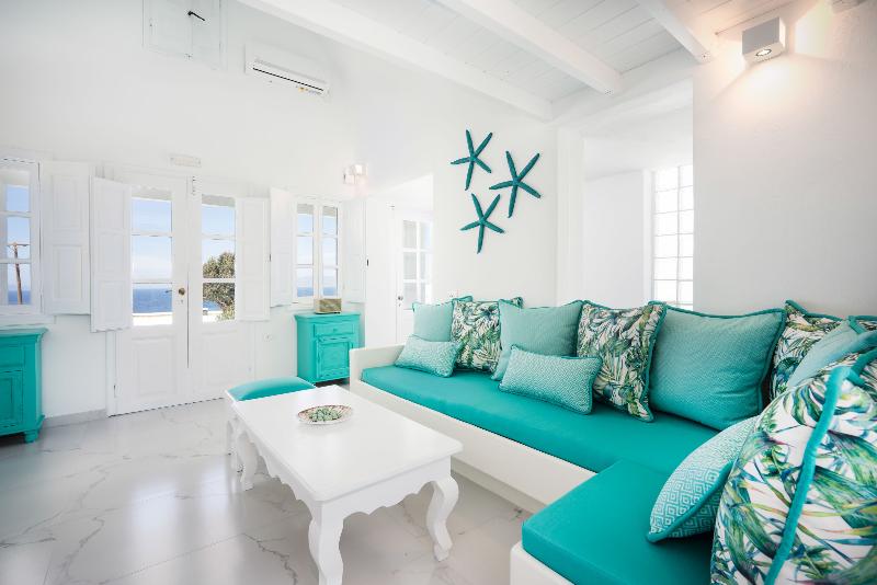 Oia Sunset Villas - Oda