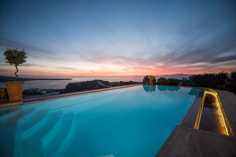 Oia Sunset Villas - Oda