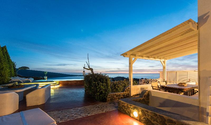 Oia Sunset Villas - Oda
