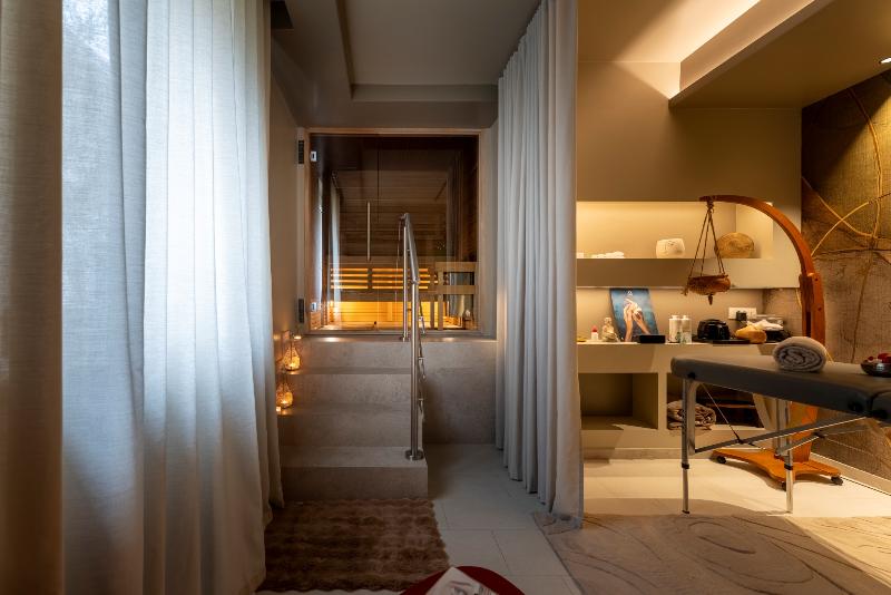 UNA HOTELS Villa dei Platani Foligno - Genel