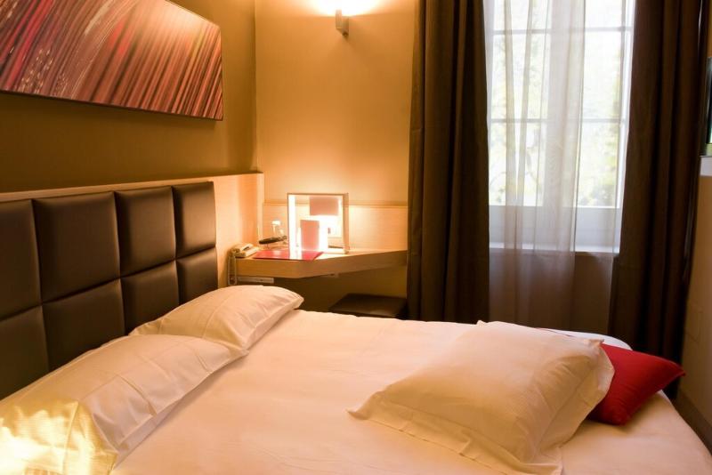 UNA HOTELS Villa dei Platani Foligno - Oda